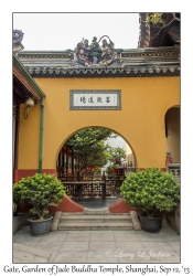 Gate, Garden of Jade Buddha Temple