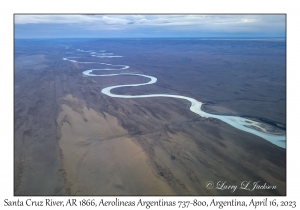 2023-04-16#3719 Airplane Photo, Santa Cruz River, AR 1866, Aerolineas Argentinas 737-800, Argentina