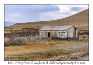 2023-04-16#7355 Barn, Driving Photo, El Calafate to El Chalten, Argentina