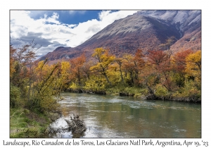 2023-04-19#7811 Landscape, Rio Canadon de los Toros, El Chalten to Lago Desierto, Los Glaciares NP, Argentina