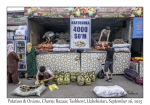 2025-09-26#5236 Potatoes & Onions, Chorsu Bazaar, Tashkent, Uzbekistan