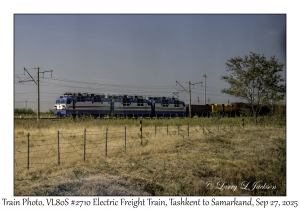 VL80S #2710 Electric Freight Train