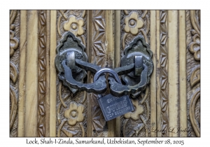 2025-09-27#2193 Lock, Shah-I-Zinda, Samarkand, Uzbekistan