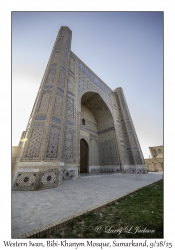 2025-09-28#5449 Western Iwan, Bibi-Khanym Mosque, Samarkand, Uzbekistan