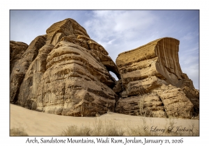 2026-01-21#3727 Arch, Sandstone Mountains, Wadi Rum, Jordan