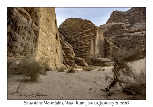 2026-01-21#3735 Sandstone Mountains, Wadi Rum, Jordan